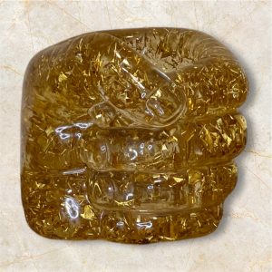 La main 🖐️ en forme de poing✊magnifique le pot